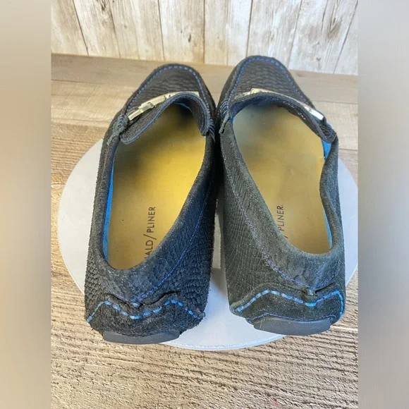 Donald Pliner Victor Mens Casual Shoes Embossed Black Leather Loafers Size 9M - Picture 11 of 15